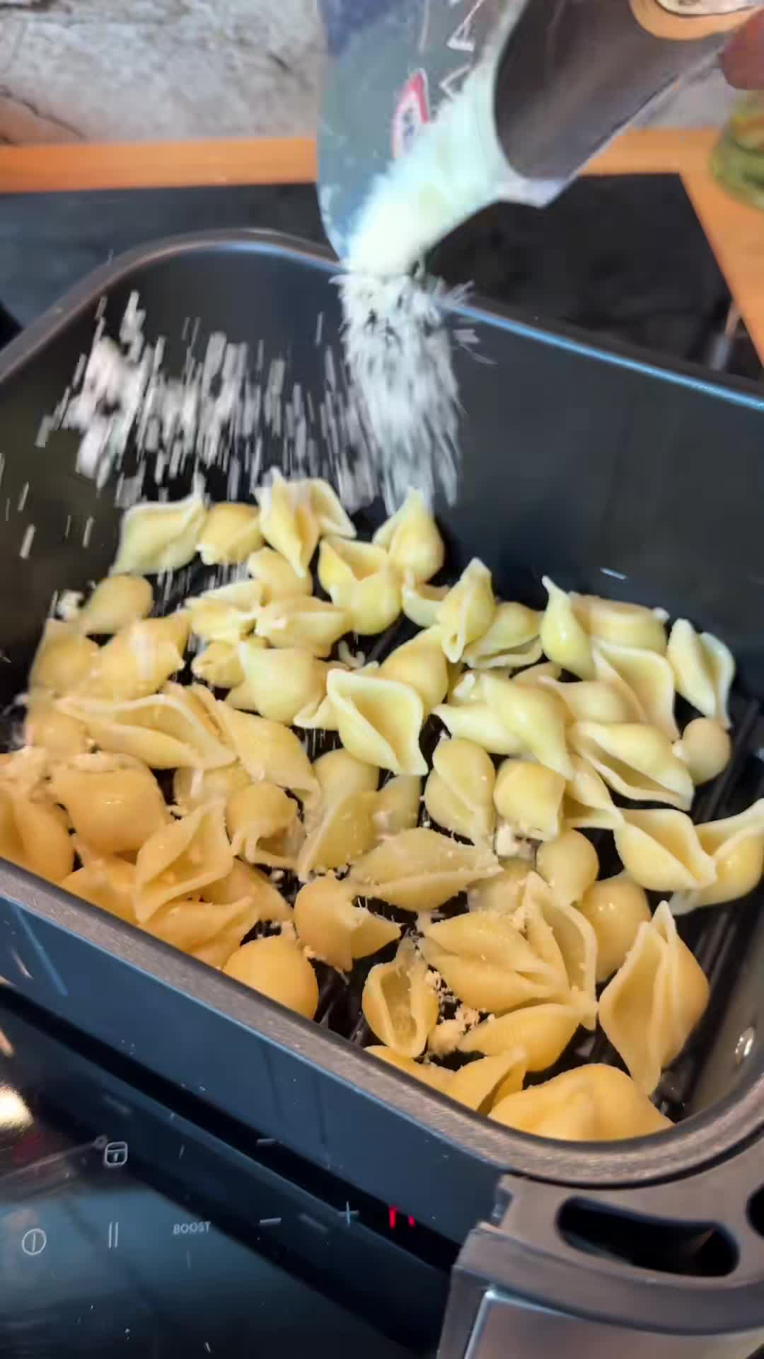 Хрустящий салат с тунцом