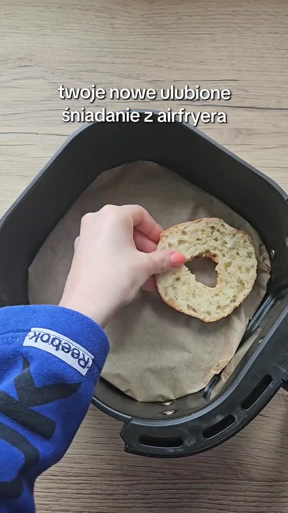 Яичный бейгл