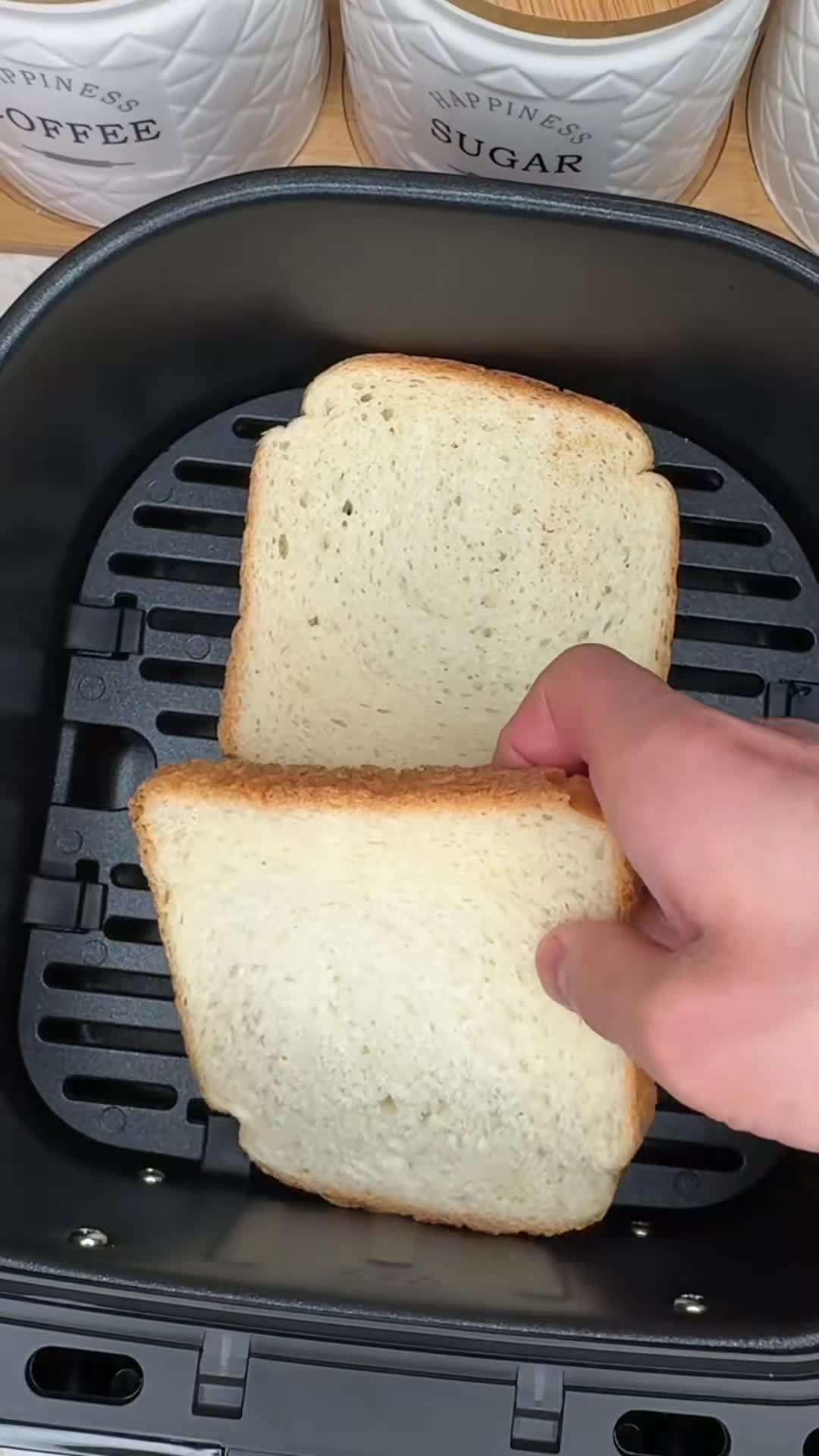 Тост с тунцом и яйцом