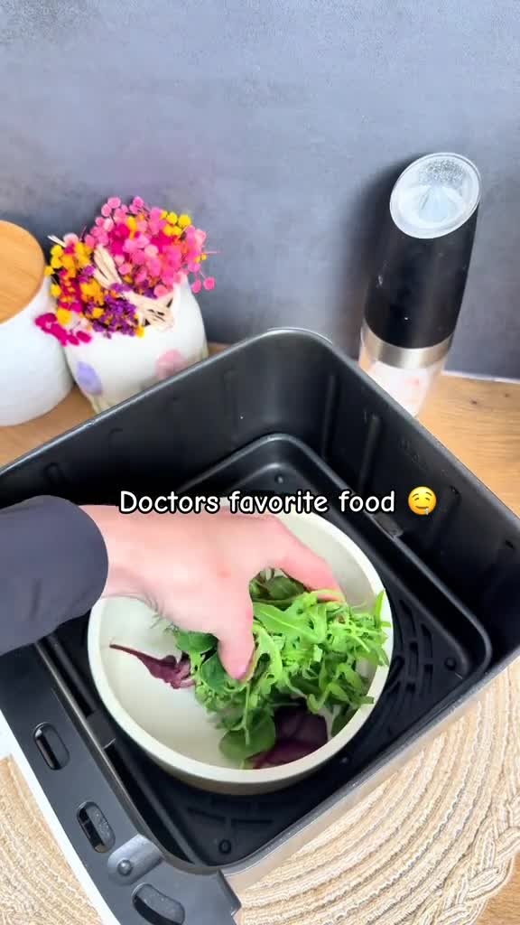 Яичная запеканка с овощами