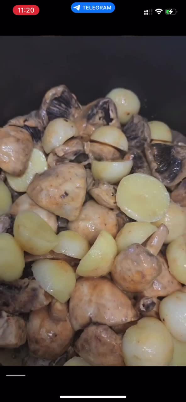 Мини картофель с грибами