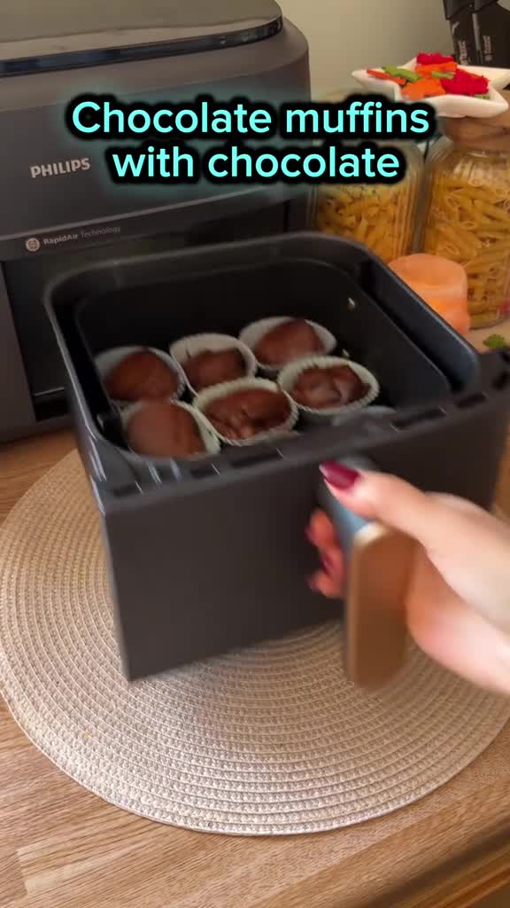 Шоколадные маффины с шоколадной крошкой