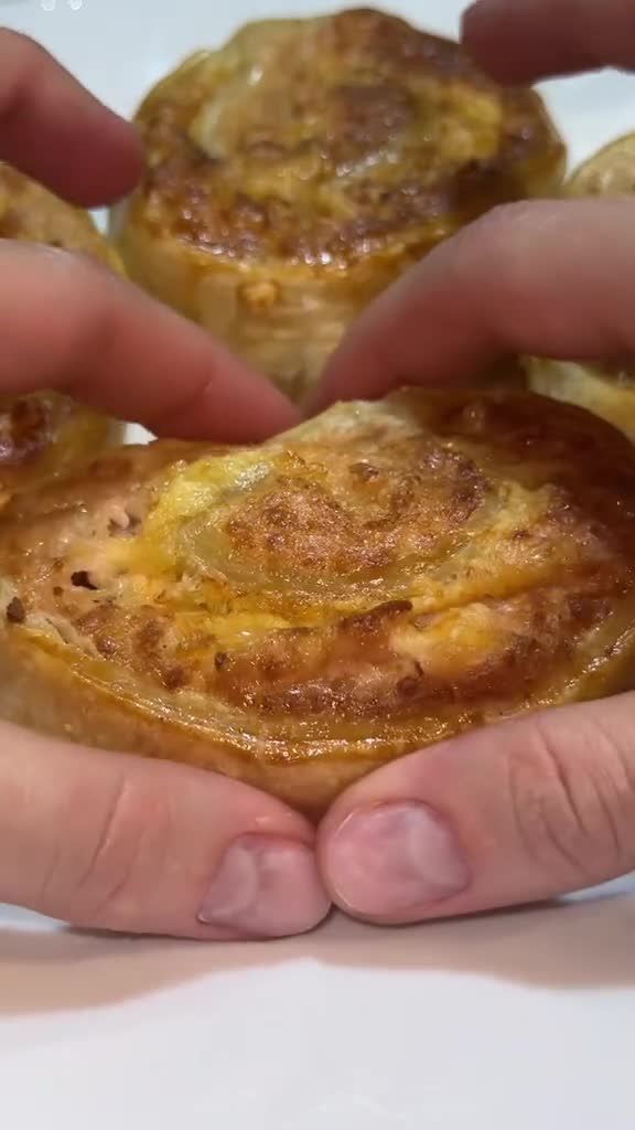 Сытные рогалики